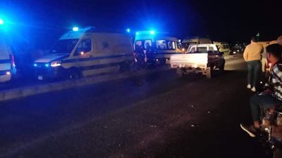 إصابة 13 راكبا إثر إنقلاب سيارة ميكروباص بالطريق الصحراوي الغربي