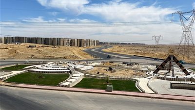 جهازالعبور الجديدة: استكمال أعمال الزراعة بميدان مدخل المدينة