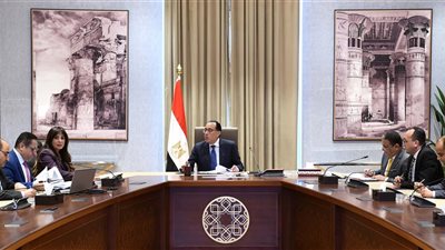 رئيس الوزراء يتابع الموقف التنفيذى لمشروعات العاصمة الإدارية