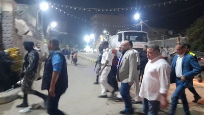 محافظ بني سويف يتفقد اعمال صيانة خط المياه بمنطقة وشارع السادات