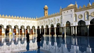 الفتوى الإلكترونية: من أرقى صور جبر الخواطرألا تقهر اليتيم