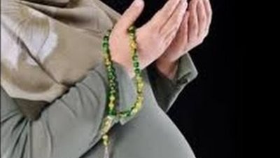 إصرار الحامل على صيام شهر رمضان..حكمه يوضحه المفتي