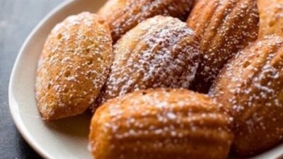 بسكويت مادلين بالطريقة الأصلية في عيد الفطر