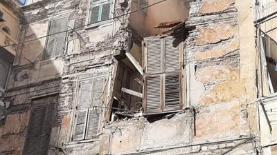 انهيار عقار بالجمرك صادر له قرار ازاله