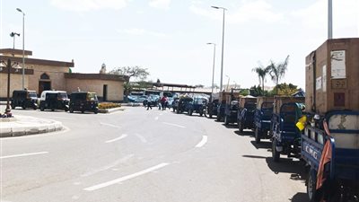 جهاز العبور يصادر (9) تكاتك و (36) تروسيكل فى حملة بمعاونة الشرطة