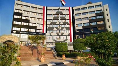 جهاز مدينة 15مايو يعلن تفاصيل طرح 15 محل ومخبز.. بالأرقام