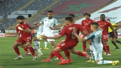 لاعبو الرجاء يطالبون بركلة جزاء على الاهلى