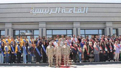 قوات الدفاع الشعبى والعسكرى تنظم عدد من الزيارات الميدانية لطلبة الجامعات بالمشروعات القومية