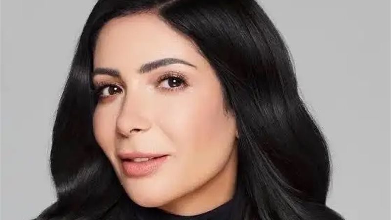 منى زكي