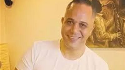 بكلمات مؤثرة.. مخرجة 100 وش تنعى رحيل مصطفى درويش