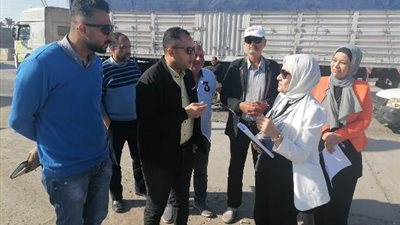 تعرف على أسباب زيارة رئيس جهاز دمياط الجديدة للميناء وأرض المخازن