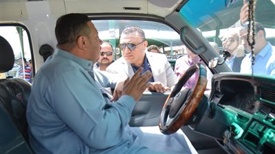 نائب محافظ الدقهلية يفاجئ موقف طلخا المجمع