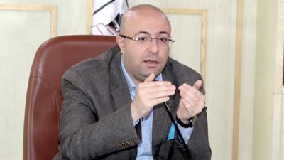 محافظ بنى سويف ينابع انتظام سير امتحانات سنوات النقل