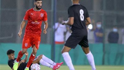 بمشاركة نجم الزمالك السابق .. الدحيل يفوز بالدورى القطرى - فيديو
