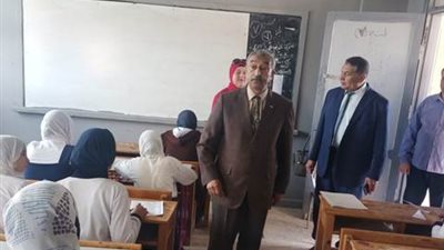 وكيل تعليم الإسماعيلية يتفقد لجان إمتحانات آخر العام..صور