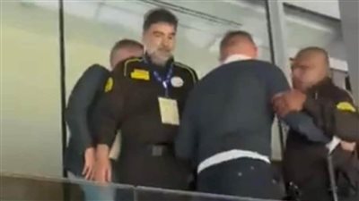 فيديو.. لحظة طرد والد هالاند من مدرجات مباراة ريال مدريد والسيتي