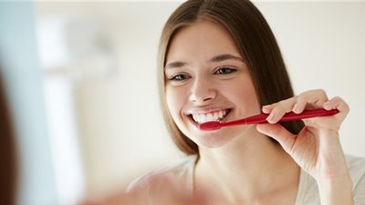 ماذا يحدث اذا تقاعست عن غسيل اسنانك لمدة اسبوع ؟