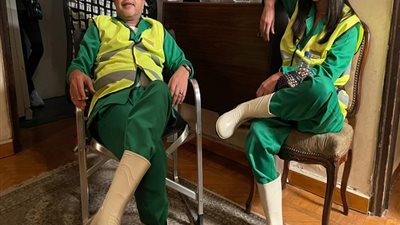 محمد هنيدي أمام مني زكي فى 