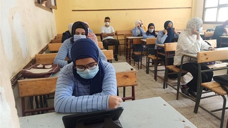 لجان امتحانات
