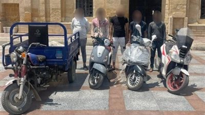 ضبط لصوص الموتوسيكلات ومتعلقات المواطنين بالقاهرة