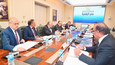 وزير التجارة:تنفيذ المرحلة السادسة من مبادرة السداد الفوري