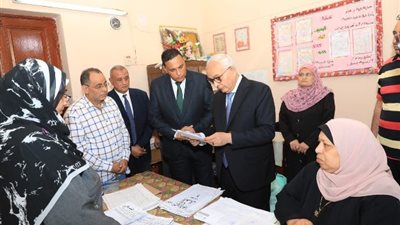الأعلى للأمناء يشيد بتطبيق البوكليت في الإعدادية .. العام المقبل