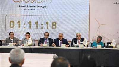 النائب محمد صلاح: عدد الأحزاب في مصر يتعدى ال ١٠٠ والمواطن المصري لا يعلم عن أكثرهم شيئًا
