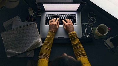 نظام العمل عن بعد.. بداية لانفراجة في أزمة المواصلات