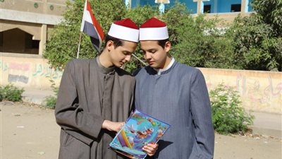 فرحة وسعادة في ثالث أيام امتحانات الشهادتين الابتدائية والإعدادي