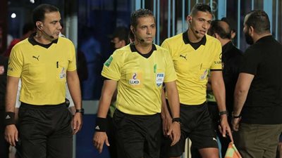 طاقم تحكيم مصري يقود الـ VAR في نهائي الكونفدرالية