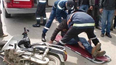 إصابة 3 شباب في انقلاب موتوسيكل بالزقازيق