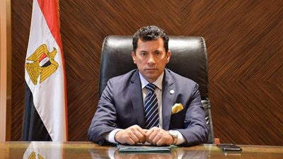 وزير الرياضة يُهنئ سيدات طائرة الزمالك بالتتويج باللقب الإفريقي