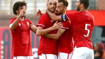 كولر يفاضل بين طاهر وعبدالقادر فى تشكيل الأهلي أمام إنبي