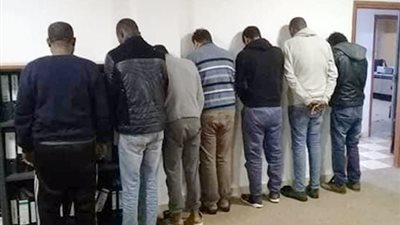ضبط تشكيل عصابي 10 أفراد بعد سرقتهم مليون و 450 ألف جنيه بالإكراه