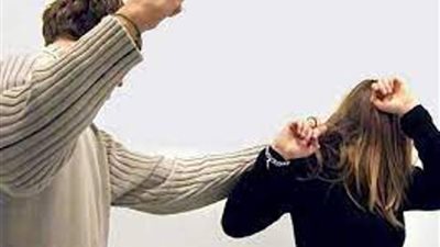 زوجة فى دعوى طلاق: يعتدى عليا بالضرب لغيرتة من راتبي