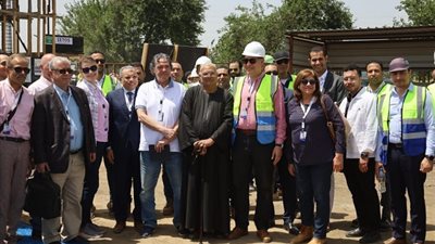 بعثة البنكين الدولي والأسيوي تتفقد جانبا من مشروعات الصرف الصحي بالغربية
