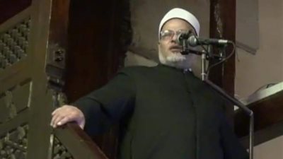 خطيب الجامع الأزهر:آية سورة الأحزاب ردت بقوة في فرضية الصلاة