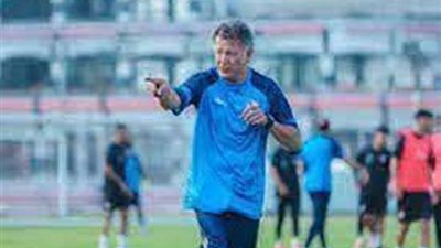 اوسيريو يتفق مع ادارة الزمالك على الاطاحة بنصف الفريق فى الموسم المقبل
