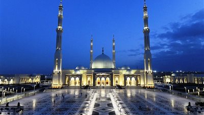 خالد عباس:مسجد مصر بالعاصمة الجديدة سيكون أحد عوامل الجذب للسياحة