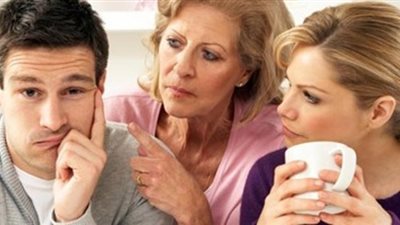 زوجة: والدة زوجى تتفنن في تأريق حياتى وحياة أولادى