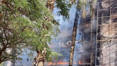 محافظ القاهرة: تشكيل لجنة هندسية لمعاينة حريق ١٥ مايو