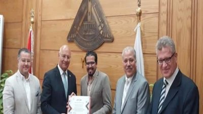 سوسه يكرم فريق الطوارئ بمستشفيات بنها الجامعية والصحة بالقليوبية