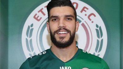 وليد أزارو على رادار الزمالك