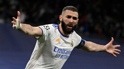 بنزيما يوافق علي عرض اتحاد جدة السعودي.. علي غرار رونالدو
