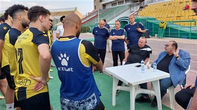 المقاولون العرب يحفز لاعبيه قبل مواجهة الدراويش بالدورى