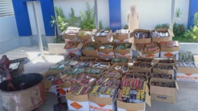 ضبط عامل يدير ورشة لتصنيع الالعاب النارية بالفيوم