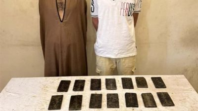 بحوزتهما 2 كيلو حشيش .. سقوط تاجرى مخدرات بالشروق