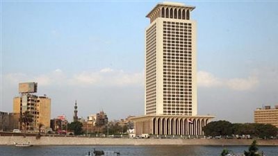 مصر تدين استهداف ميليشيات الحوثي لمطار أبها الدولي