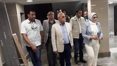 وزيرة الصحة ومحافظ بورسعيد يتفقدان مستشفي بورسعيد العام