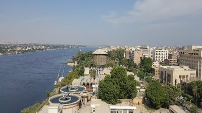 جهود أمنية لكشف لغز العثور على جثة شاب ملقاة من أعلى عمارة بالأقصر